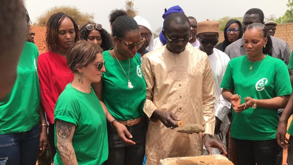 CÉRÉMONIE DE POSE DE LA PREMIÈRE PIERRE À GOUREL